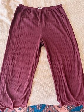 Donni Pointelle Crop Pant Oxblood Knit Sz L